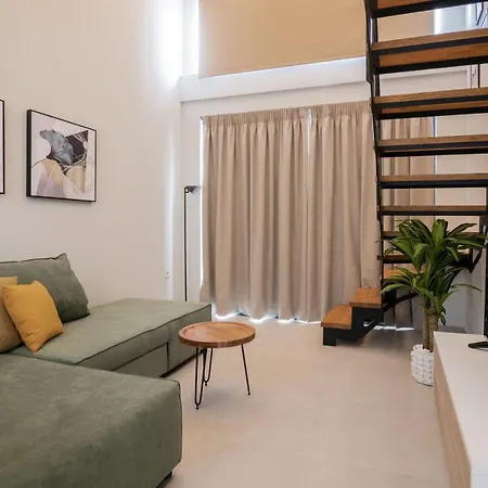 Cosy & Elegant Loft In The Center