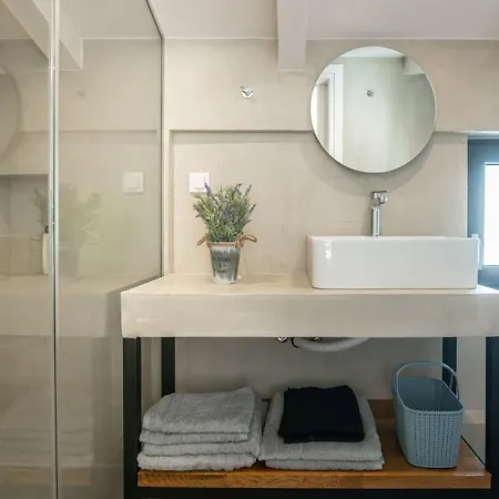 Cosy & Elegant Loft In The Center * זקינטוס טאון