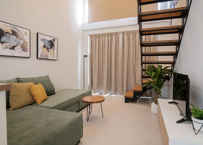 Cosy & Elegant Loft In The Center
